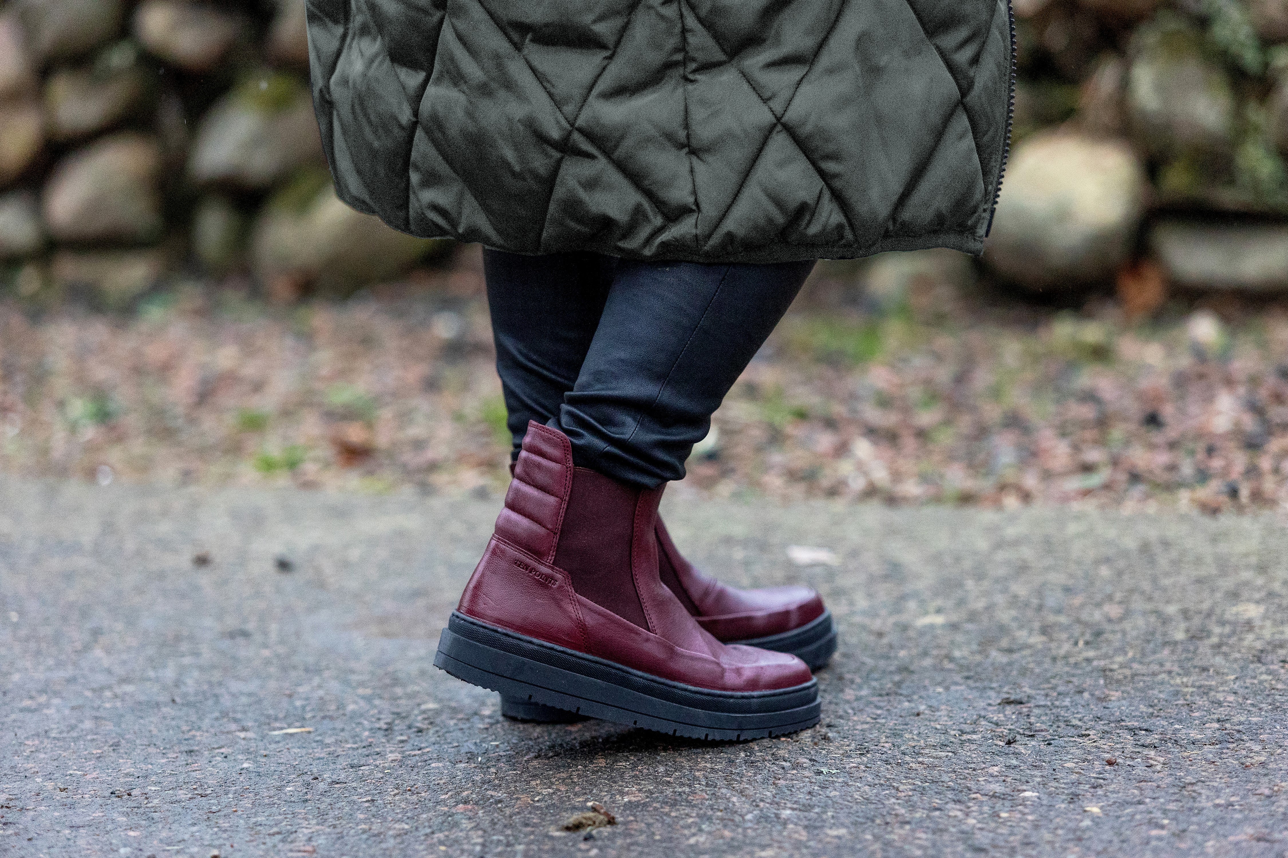 Asos design agnes store chunky chelsea boots